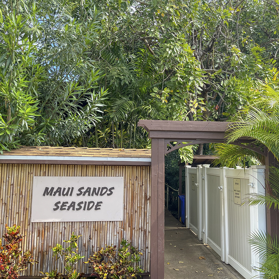 Maui Sands Seaside Entrance