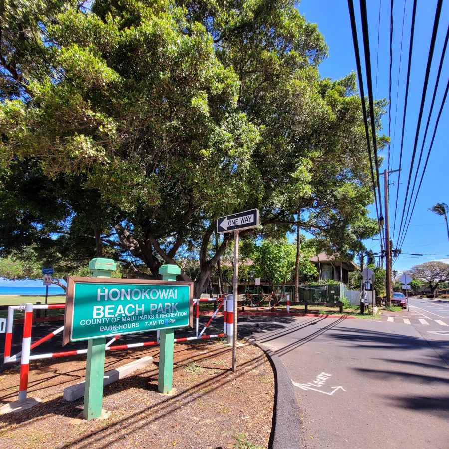 Honokowai Beach Park Entrance