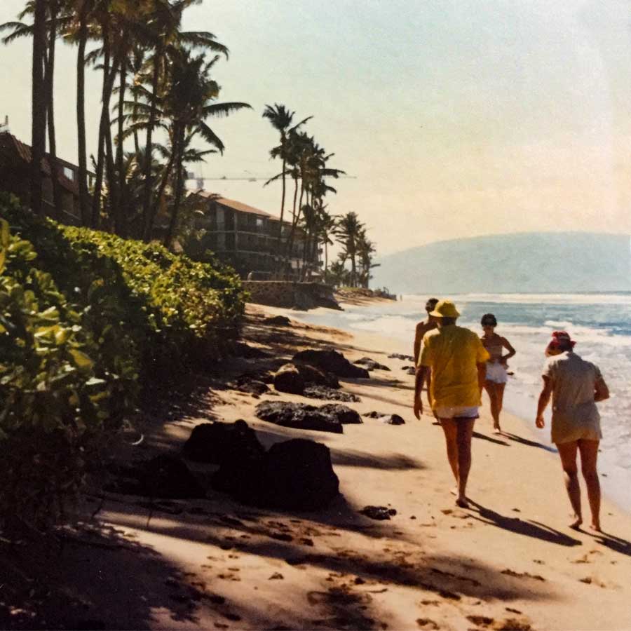 Old Maui Sands Beach-Front