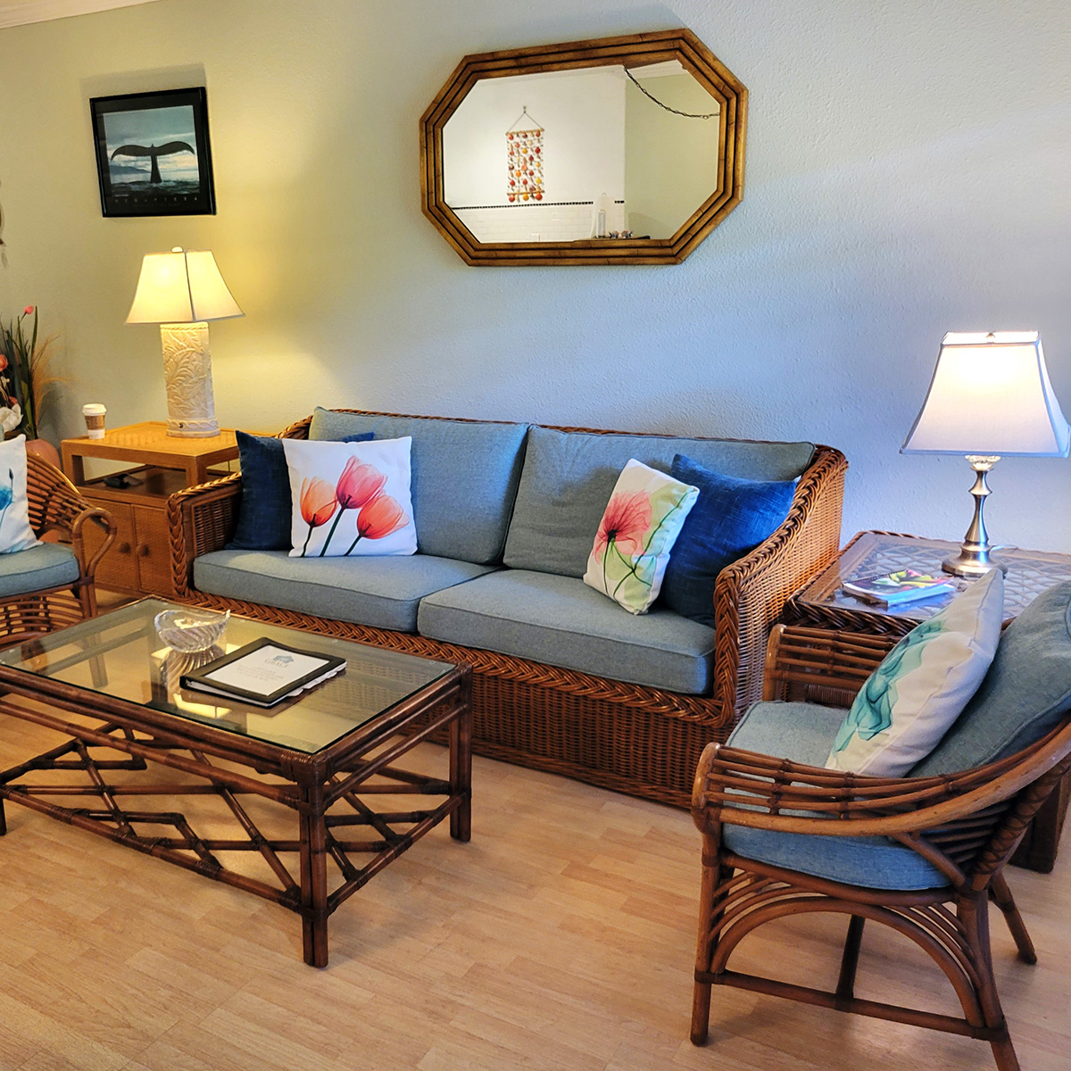 Maui Sands Seaside 708 Livingroom